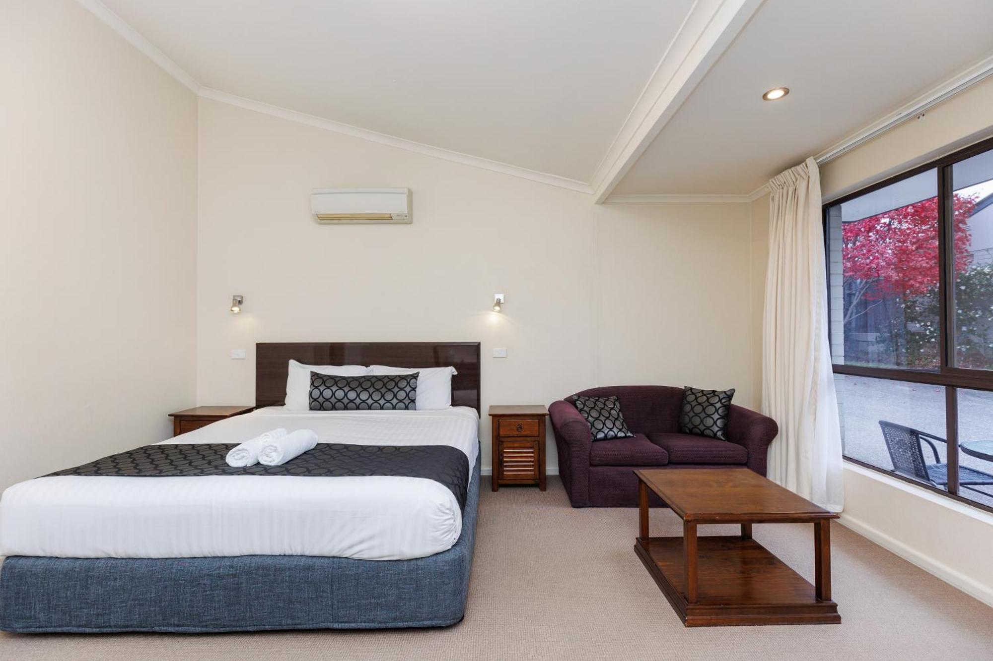 Amaroo Motel Tumuts Best Accommodation Bagian luar foto